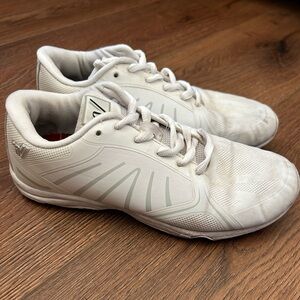 Women's Varsity cheer shoes, white, size 6.5.  Good condition.